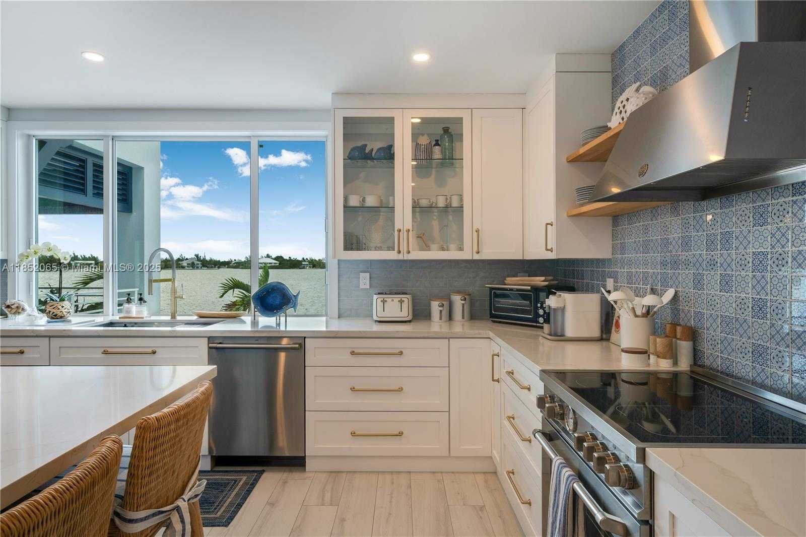Small Image of 16745 TAMARIND RD, Sugarloaf Number 36