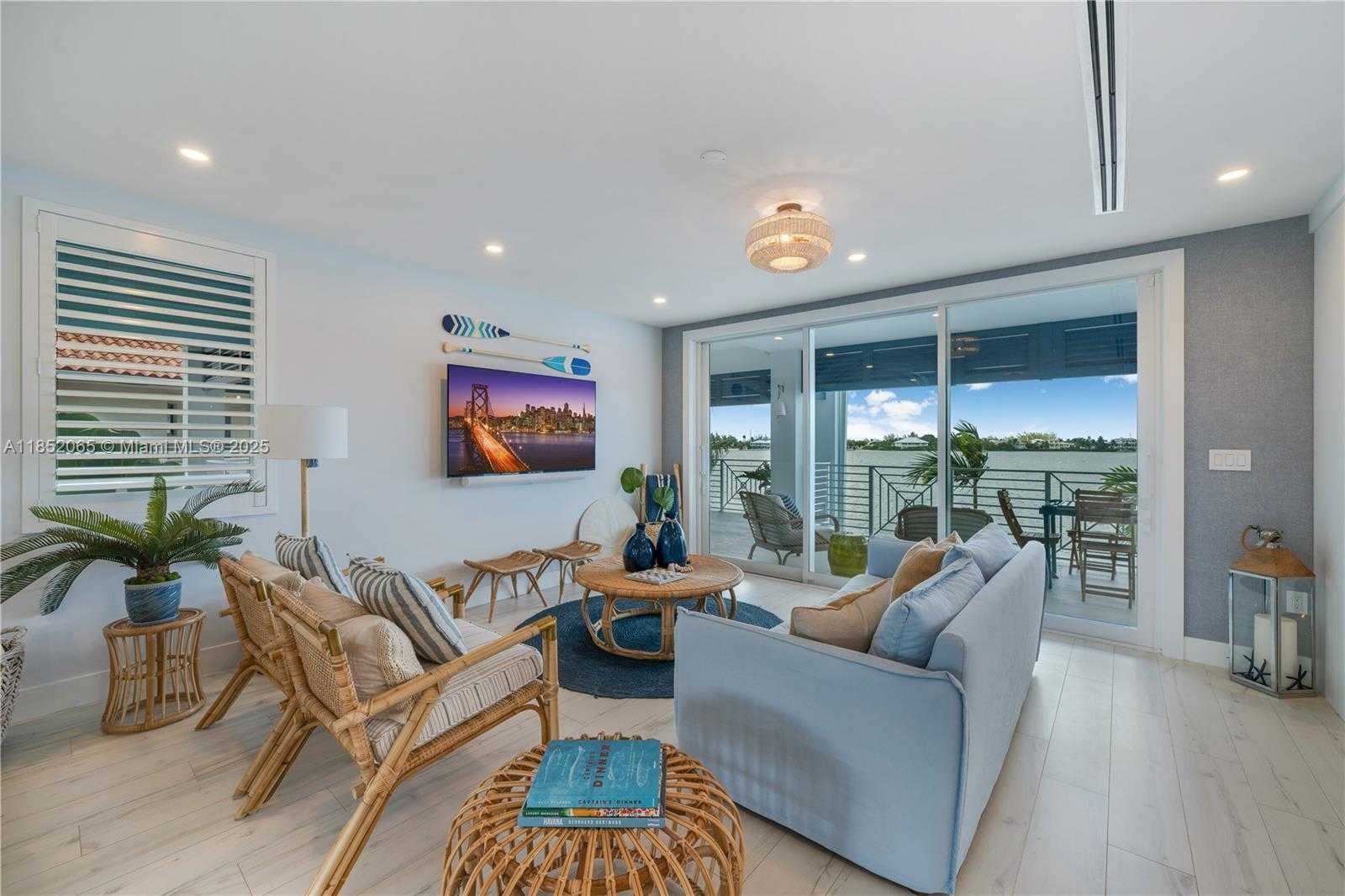 Small Image of 16745 TAMARIND RD, Sugarloaf Number 40