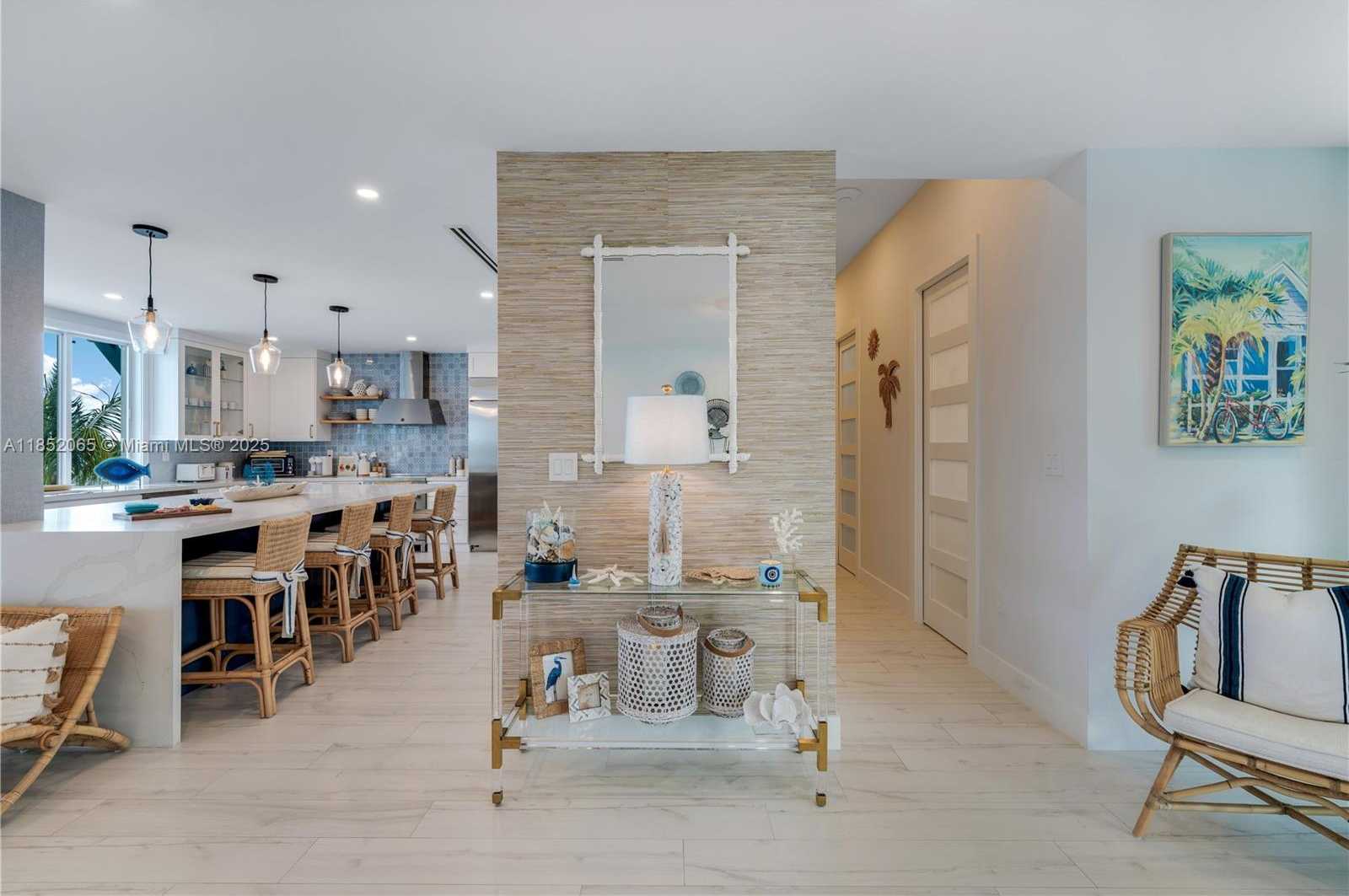 Small Image of 16745 TAMARIND RD, Sugarloaf Number 41