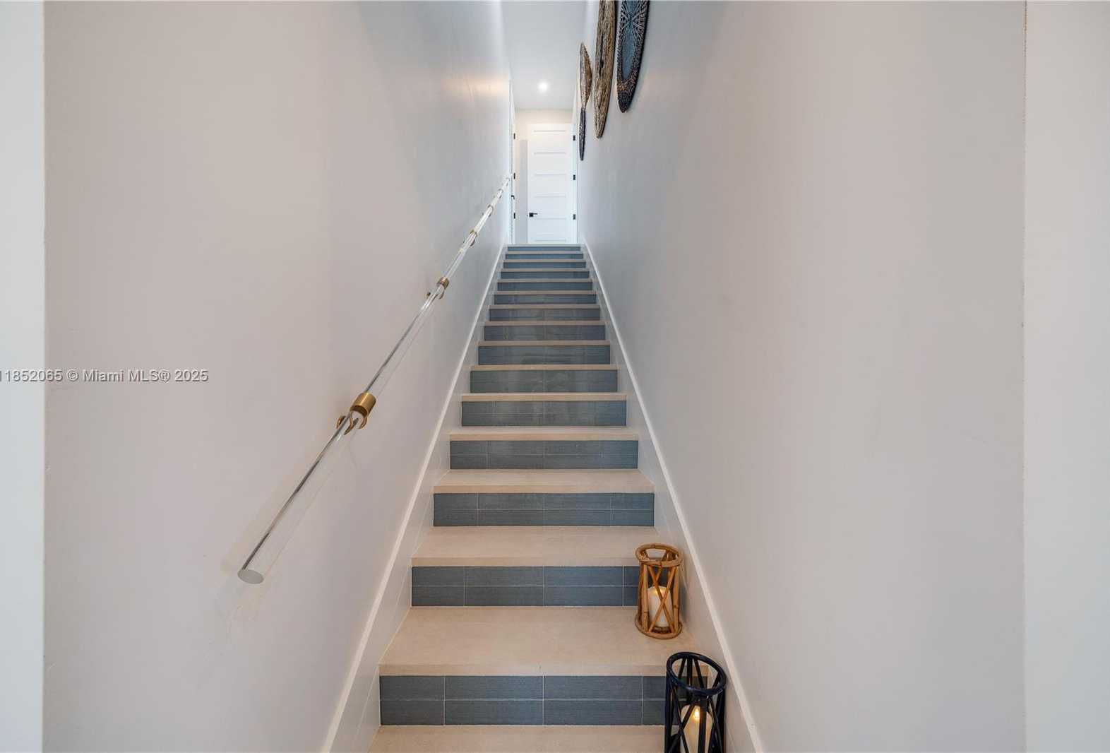 Small Image of 16745 TAMARIND RD, Sugarloaf Number 45