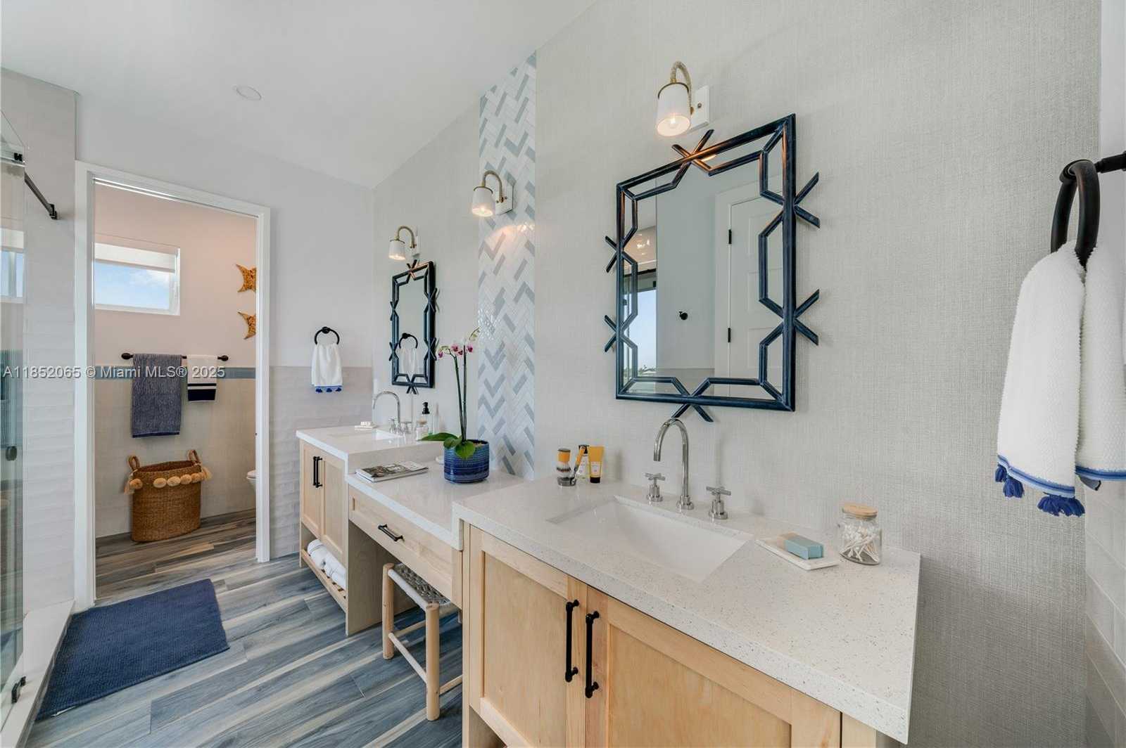 Small Image of 16745 TAMARIND RD, Sugarloaf Number 51