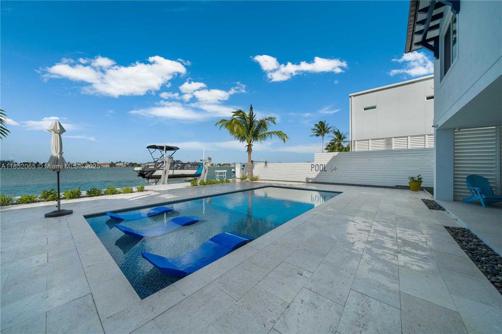 Small Image of 16745 TAMARIND RD, Sugarloaf Number 66
