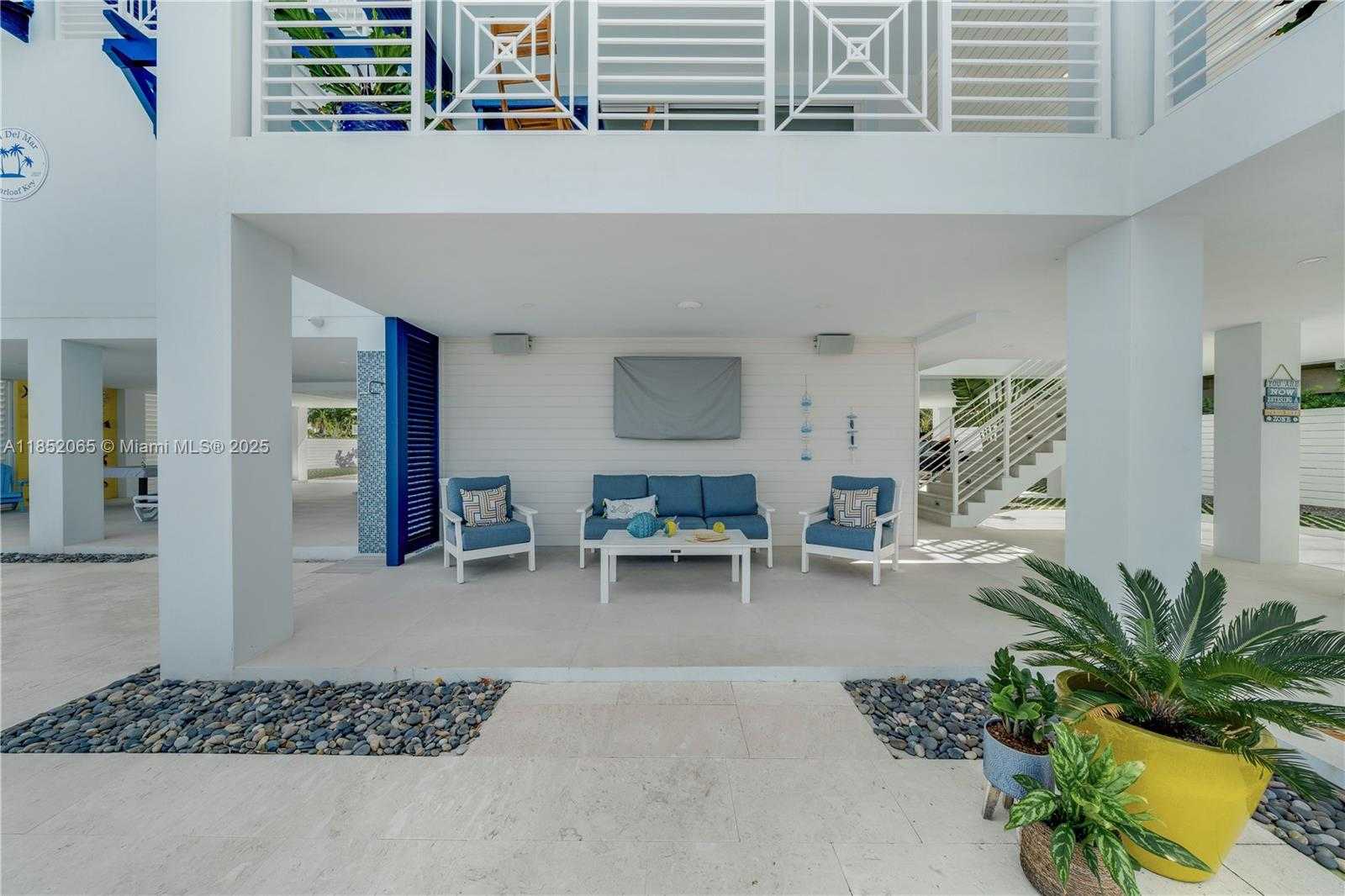 Small Image of 16745 TAMARIND RD, Sugarloaf Number 69
