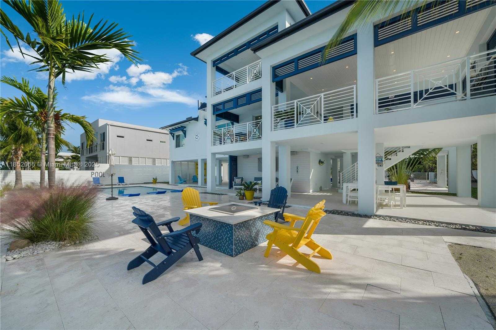 Small Image of 16745 TAMARIND RD, Sugarloaf Number 72