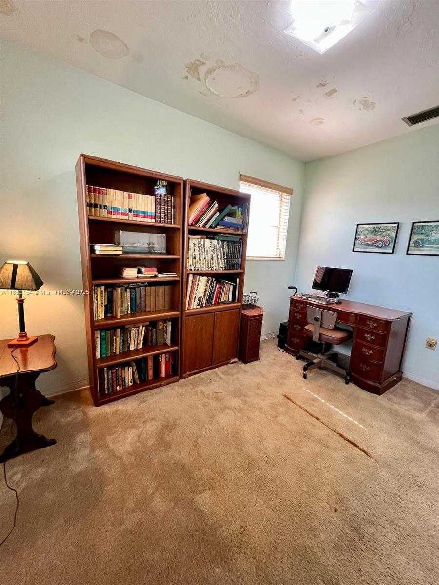 Small Image of 8151 NORTH WEST 15TH CT, Pembroke Pines Number 10