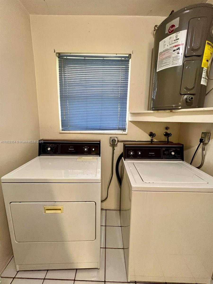 Small Image of 8151 NORTH WEST 15TH CT, Pembroke Pines Number 15