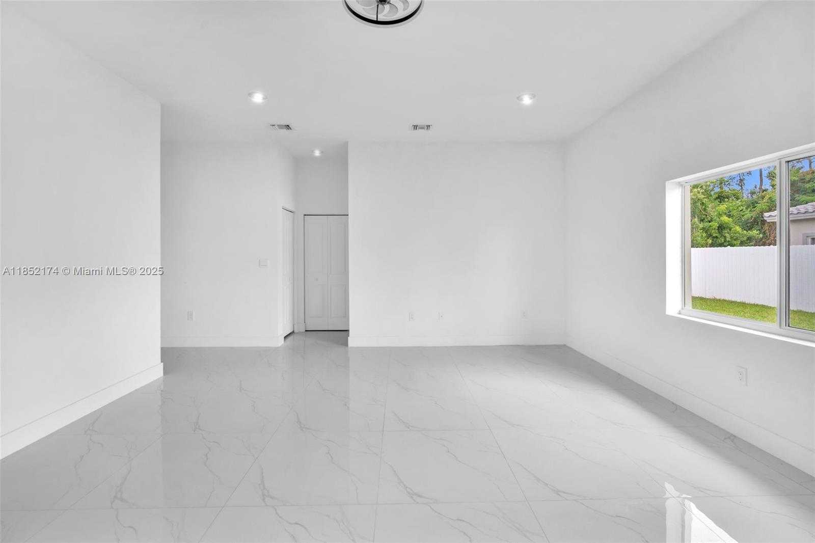 Small Image of 12901 SOUTH WEST 265TH ST, Homestead Number 17