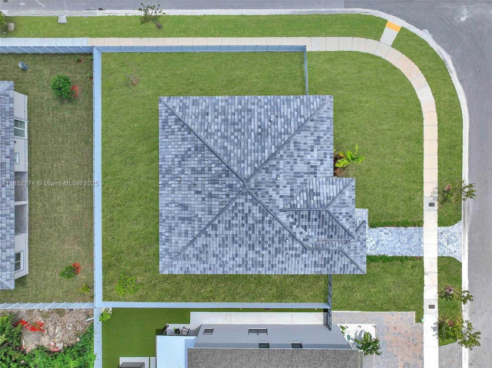 Small Image of 12901 SOUTH WEST 265TH ST, Homestead Number 36