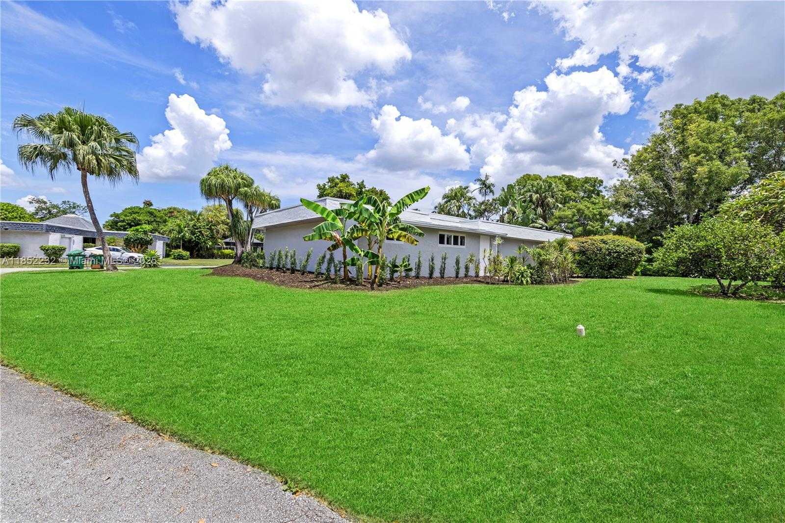 Small Image of 5000 BAYBERRY LN, Tamarac Number 36