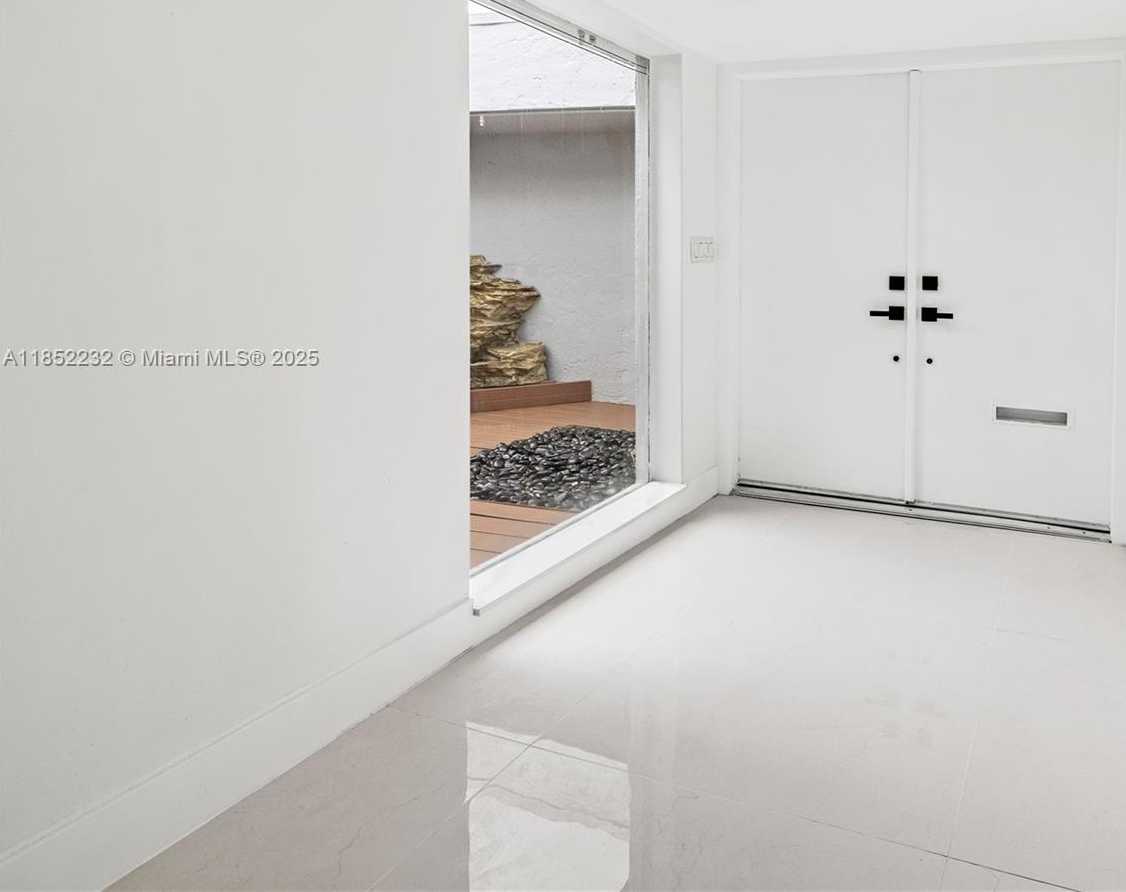 Small Image of 5000 BAYBERRY LN, Tamarac Number 38