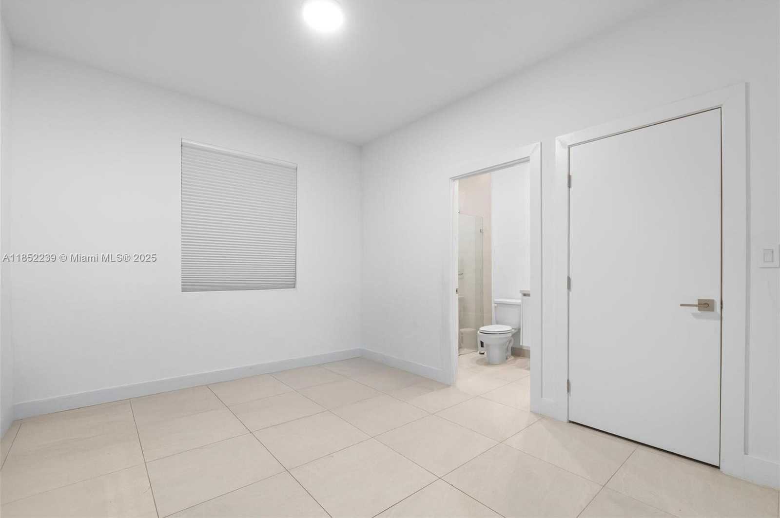 Small Image of 6810 NORTH WEST 103RD PL, Doral Number 10