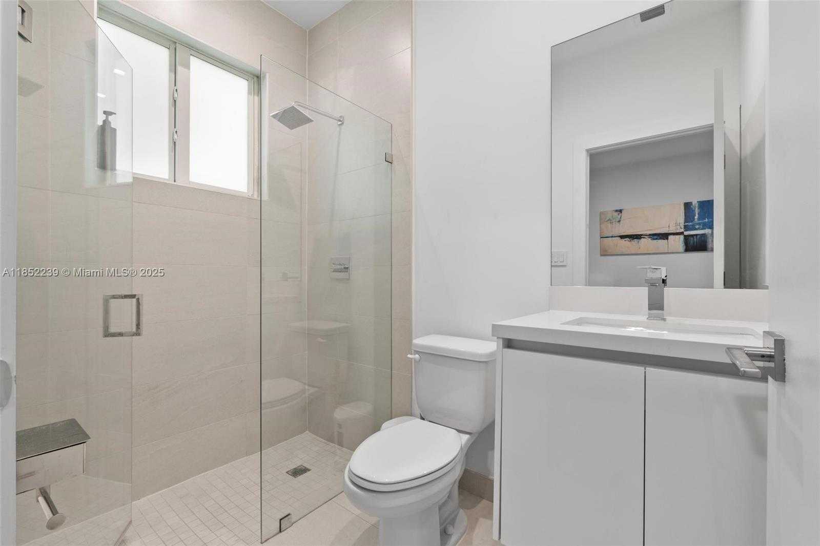 Small Image of 6810 NORTH WEST 103RD PL, Doral Number 11