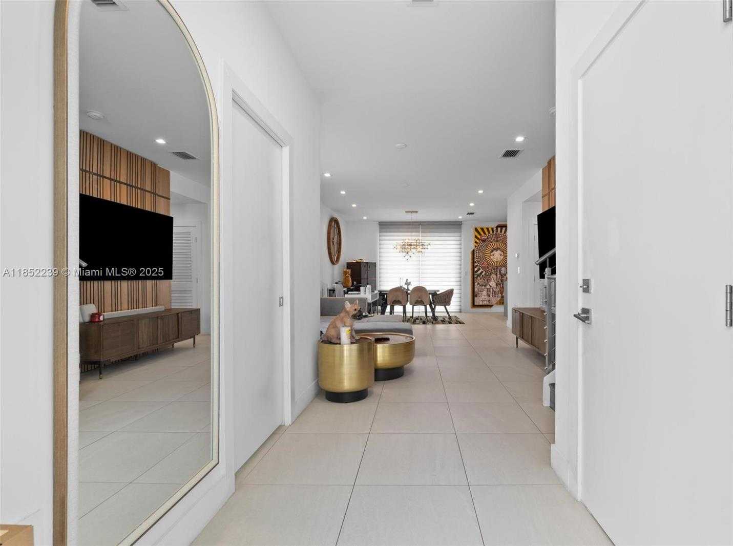 Small Image of 6810 NORTH WEST 103RD PL, Doral Number 17