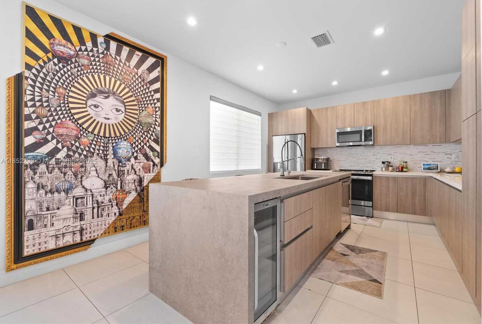 Small Image of 6810 NORTH WEST 103RD PL, Doral Number 44