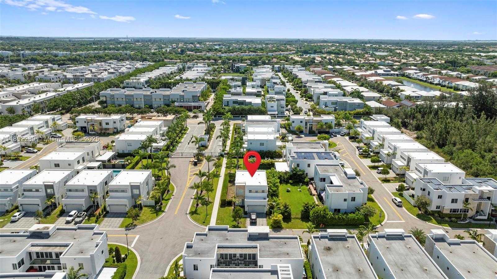 Small Image of 6810 NORTH WEST 103RD PL, Doral Number 6