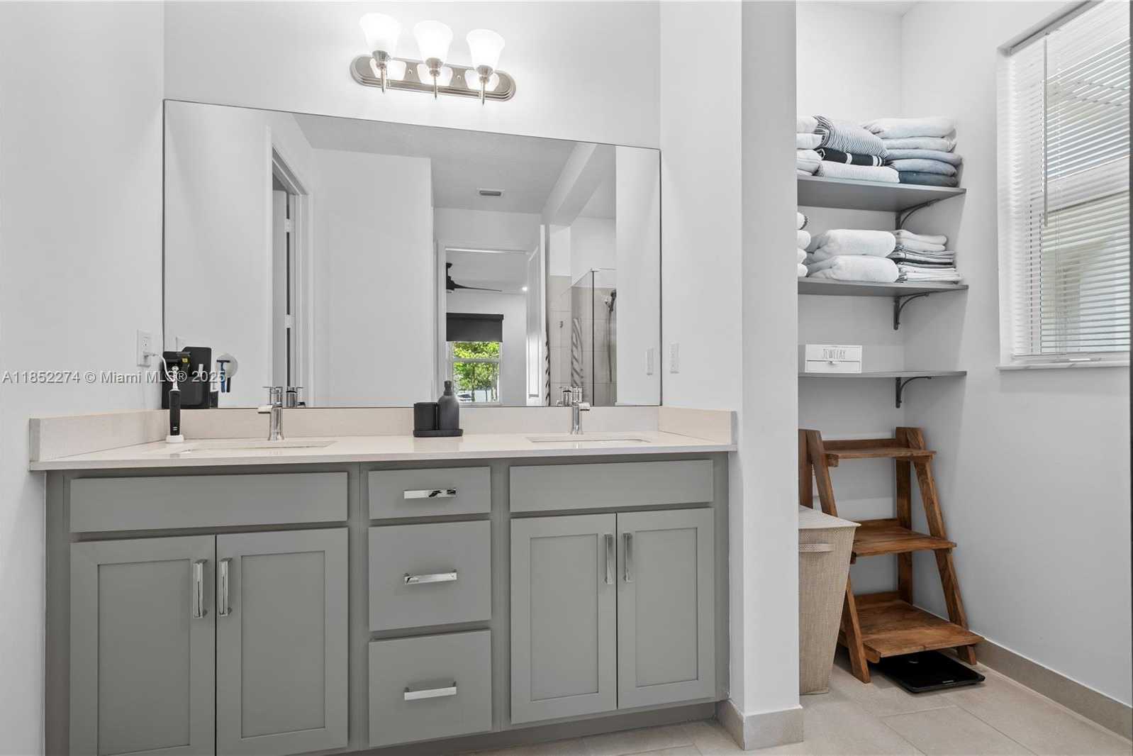 Small Image of 4256 MARINA WAY, Deerfield Beach Number 23