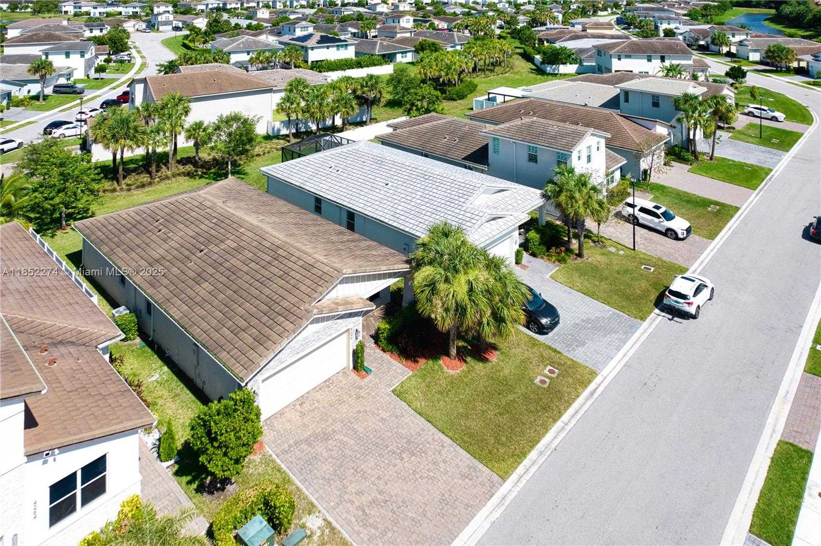 Small Image of 4256 MARINA WAY, Deerfield Beach Number 37