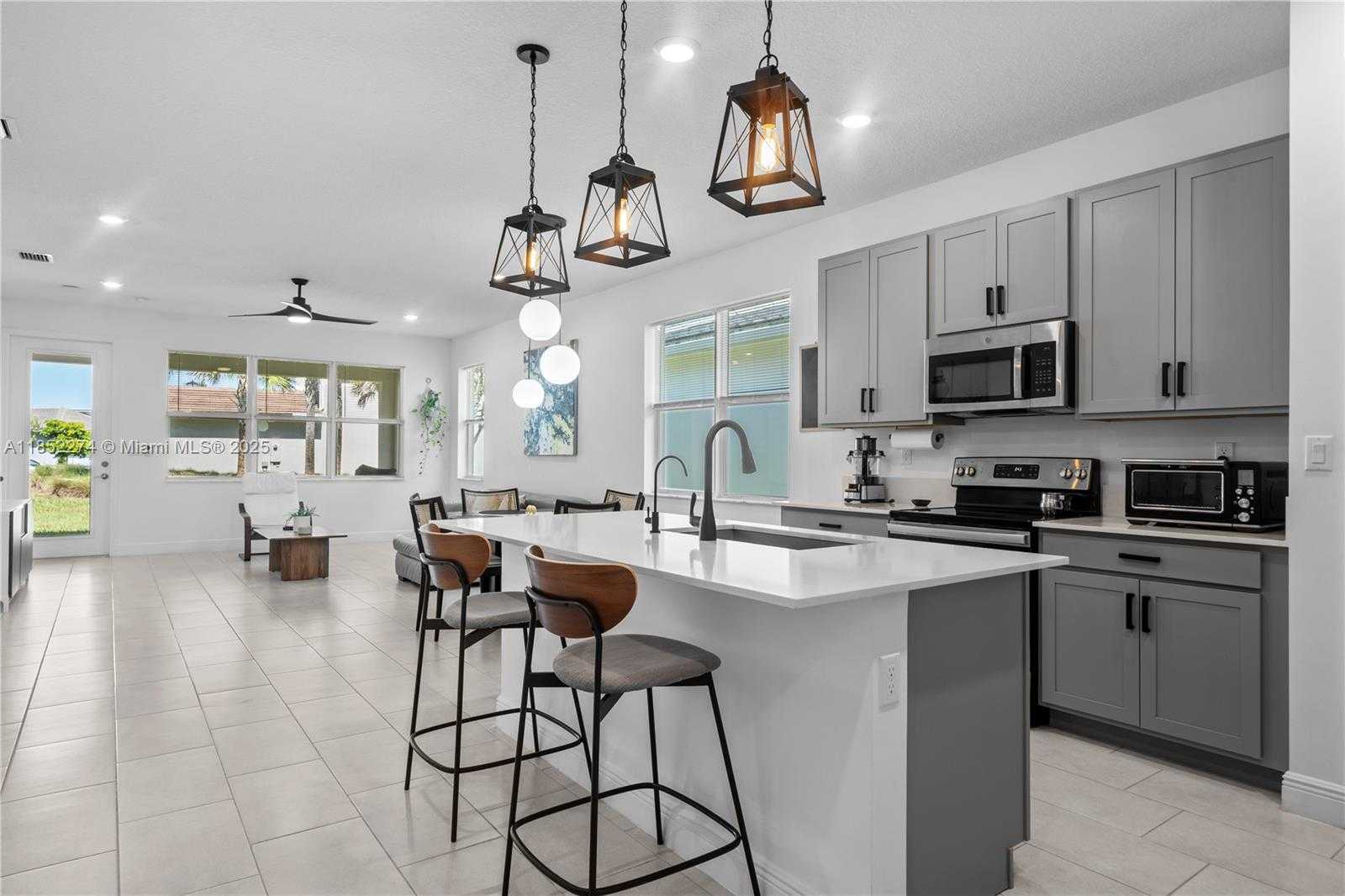 Small Image of 4256 MARINA WAY, Deerfield Beach Number 4