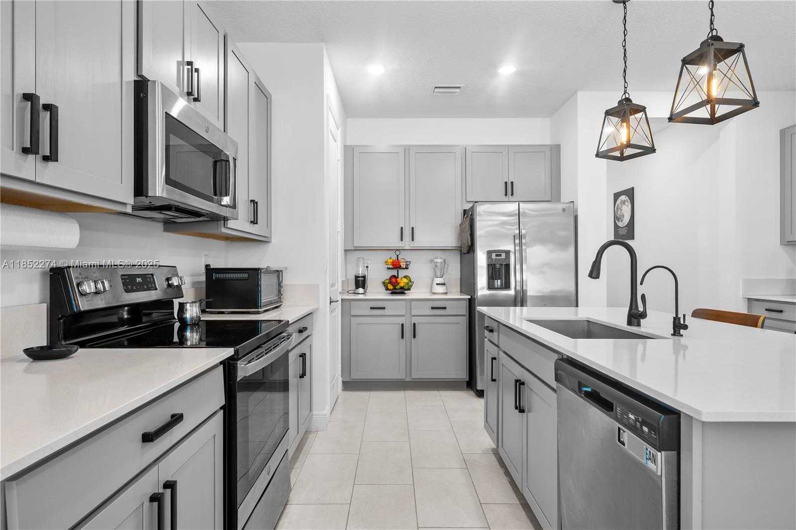 Small Image of 4256 MARINA WAY, Deerfield Beach Number 8