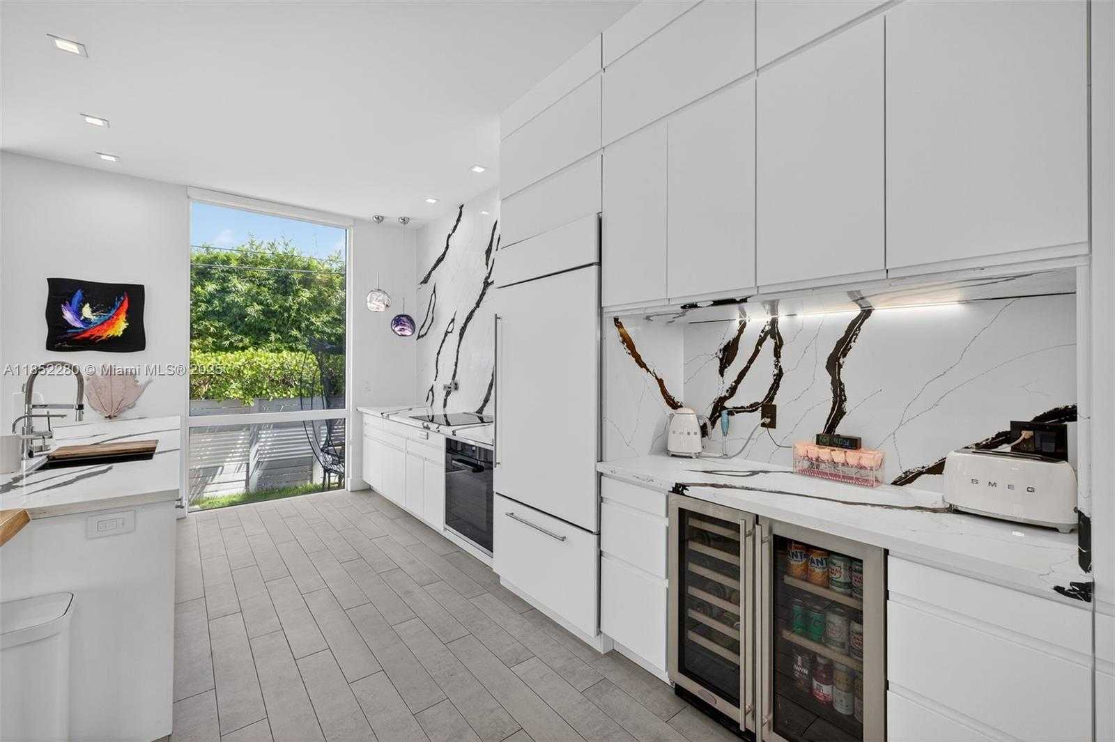 Small Image of 1243 WASHINGTON ST, Hollywood Number 12