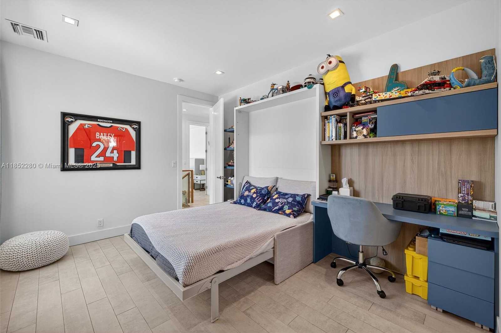 Small Image of 1243 WASHINGTON ST, Hollywood Number 24