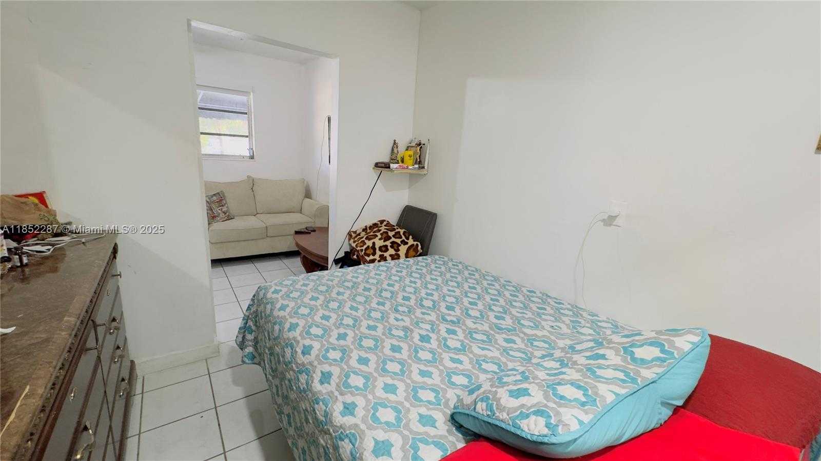 Small Image of 509 EAST 21ST ST, Hialeah Number 16