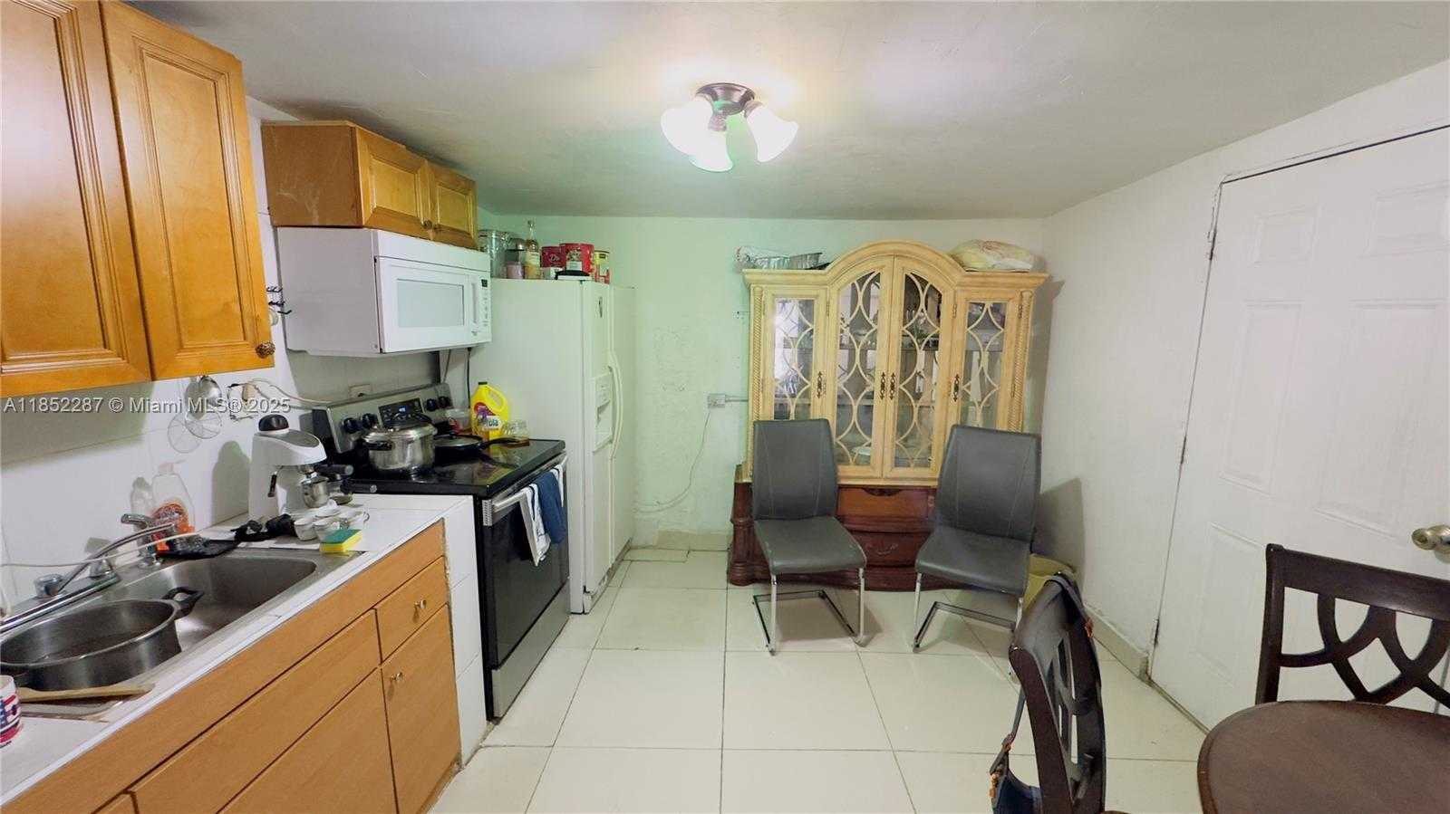 Small Image of 509 EAST 21ST ST, Hialeah Number 20