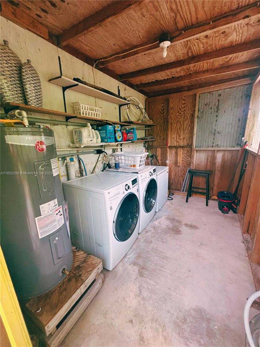 Small Image of 2231 MIDDLE TORCH RD, Torch Key Number 29