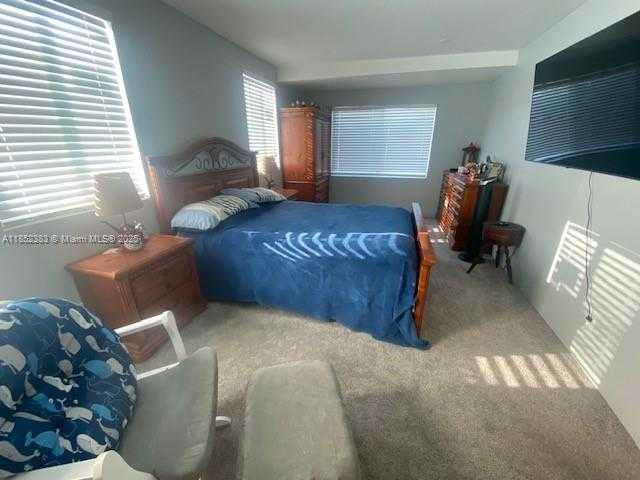 Small Image of 390 WEST 51ST ST, Hialeah Number 3