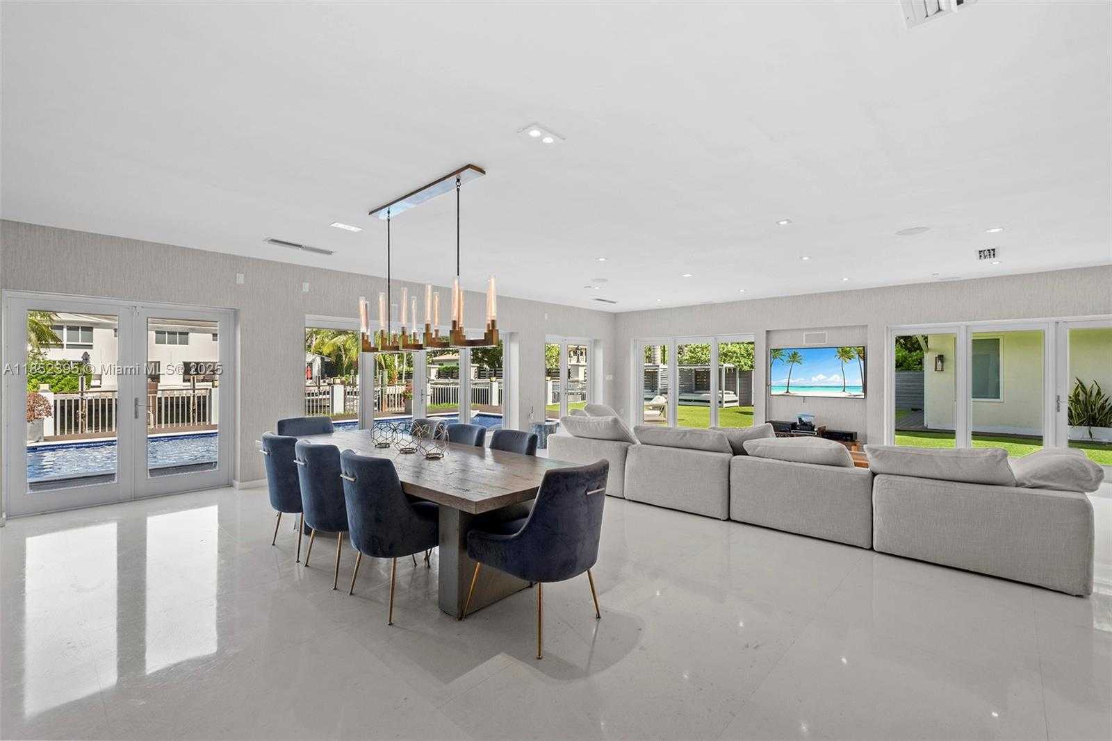 Small Image of 194 GOLDEN BEACH DR, Golden Beach Number 13