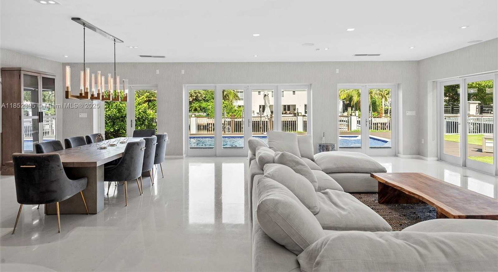 Small Image of 194 GOLDEN BEACH DR, Golden Beach Number 14