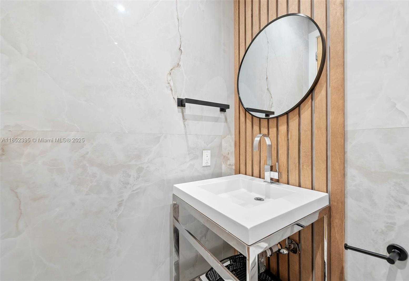 Small Image of 194 GOLDEN BEACH DR, Golden Beach Number 19