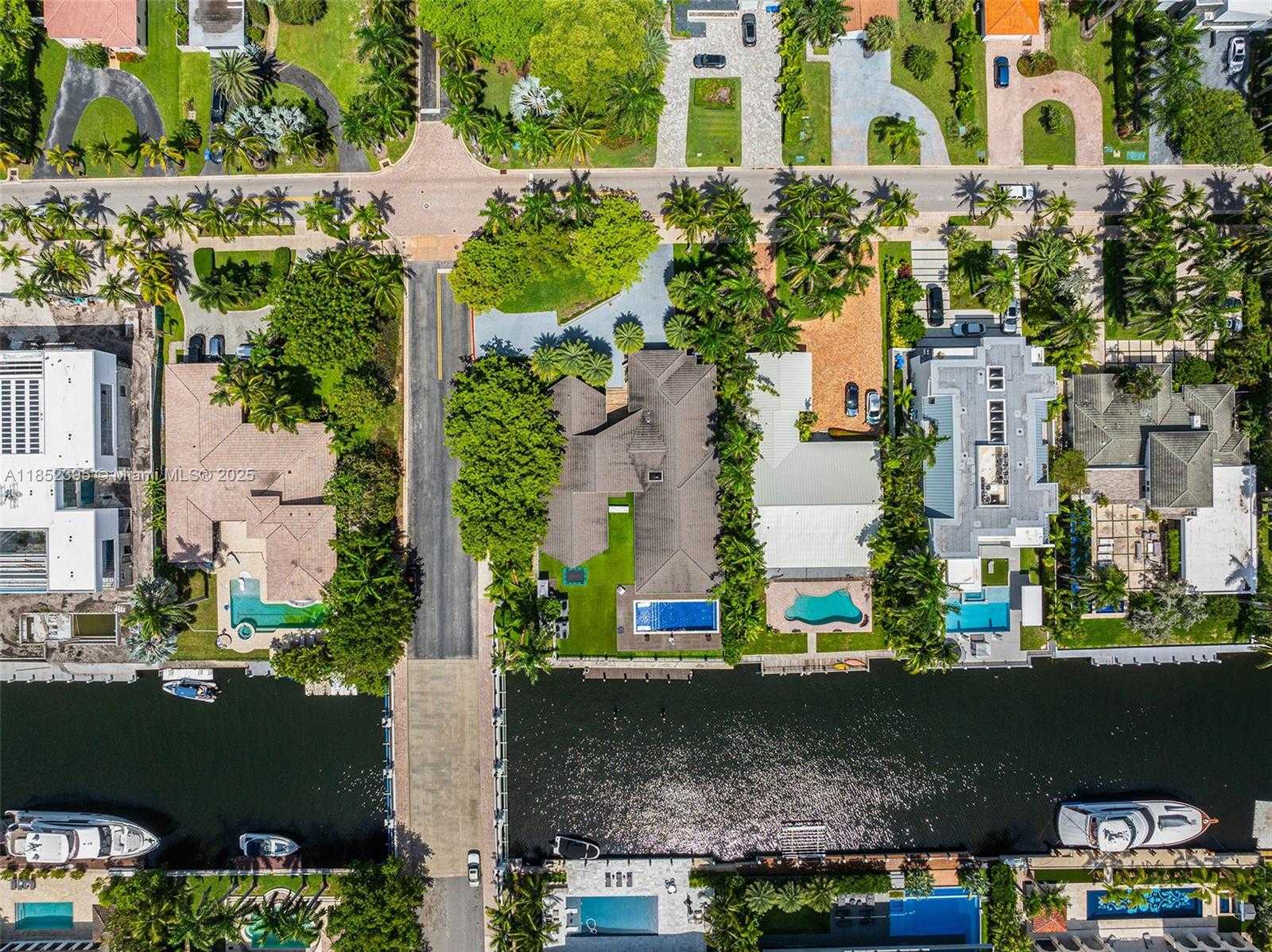 Small Image of 194 GOLDEN BEACH DR, Golden Beach Number 34