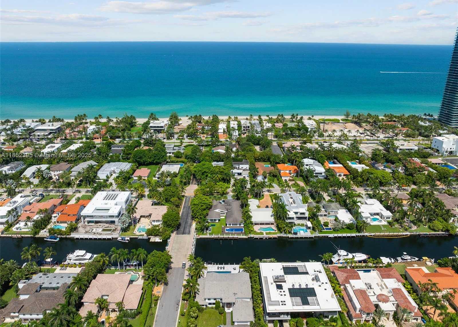 Small Image of 194 GOLDEN BEACH DR, Golden Beach Number 36