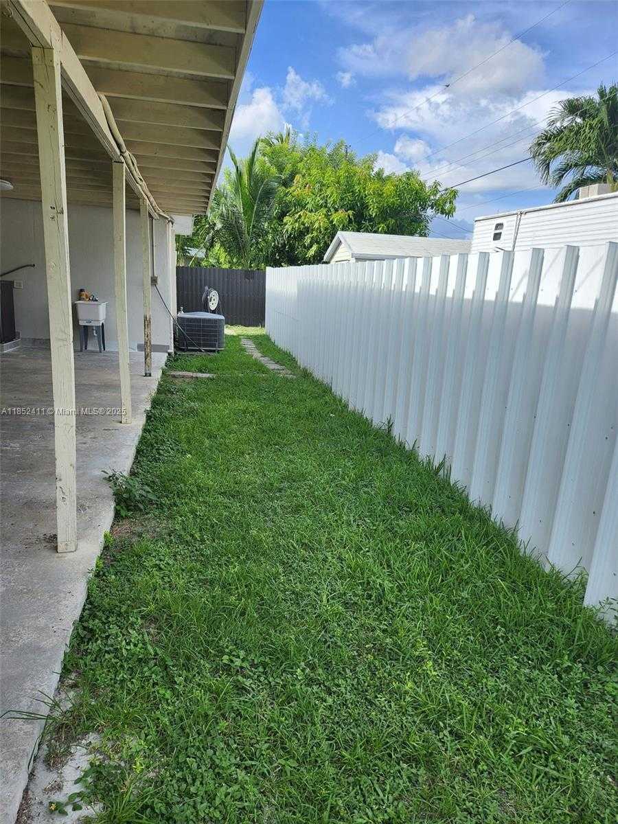 Small Image of 30081 SOUTH WEST 148TH CT, Homestead Number 25