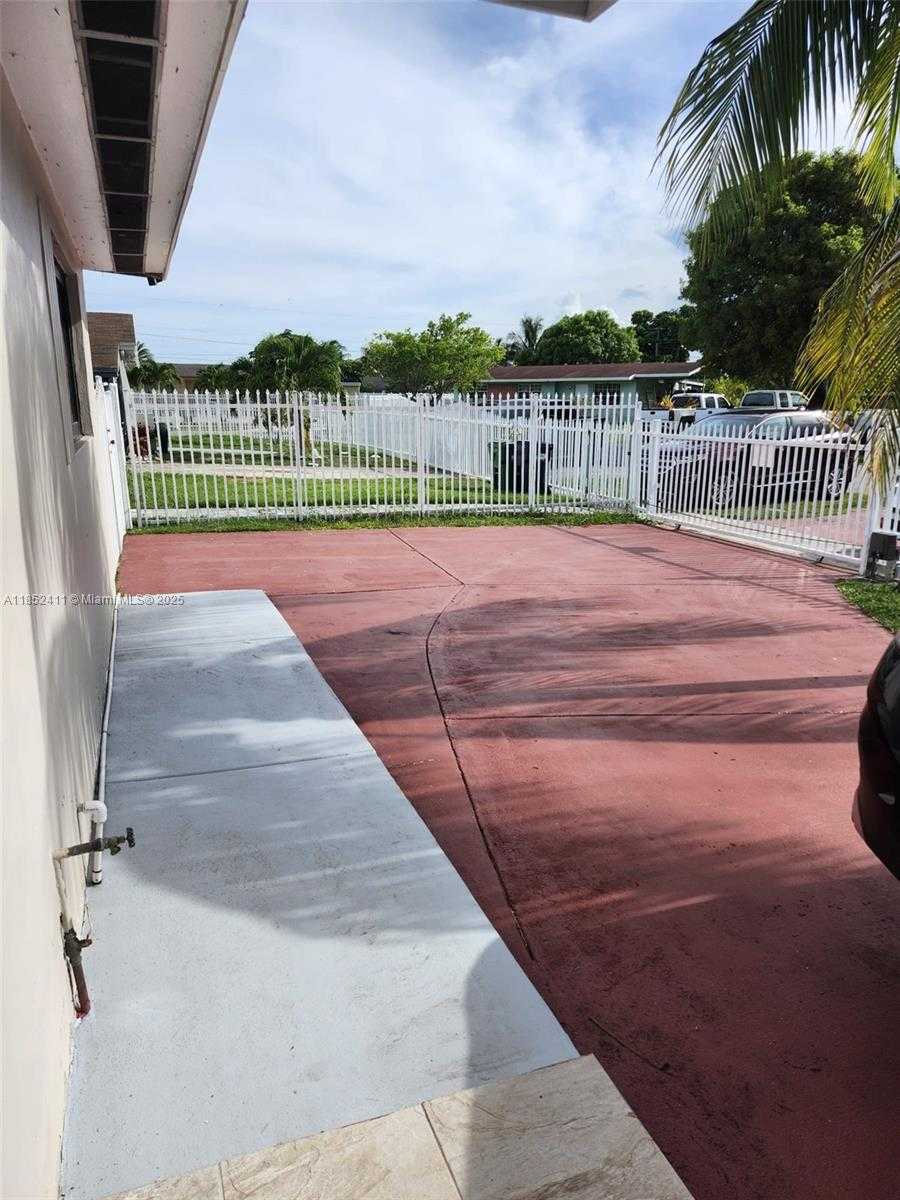 Small Image of 30081 SOUTH WEST 148TH CT, Homestead Number 6