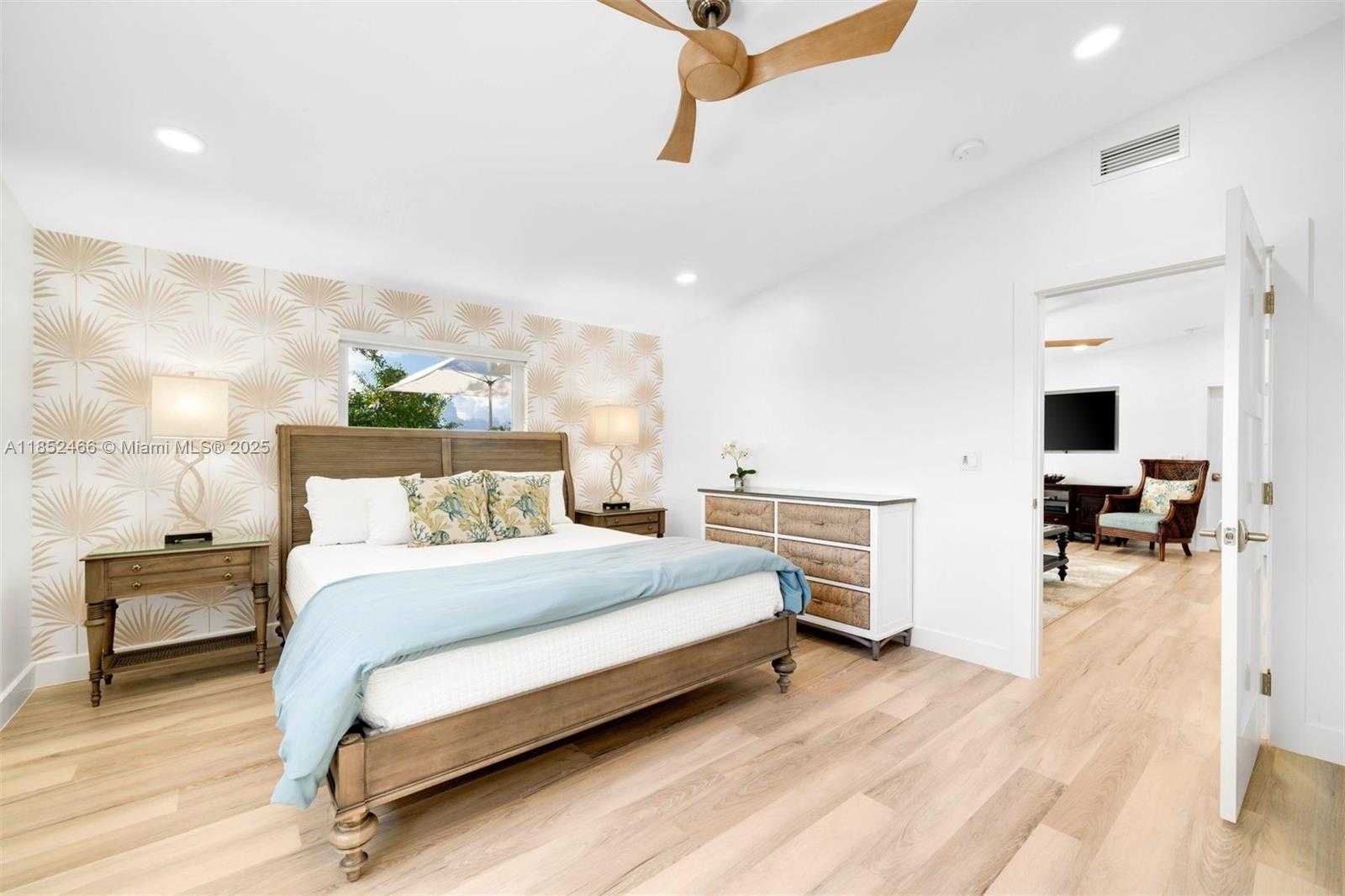 Small Image of 109 SAPODILLA DR, Islamorada Number 16