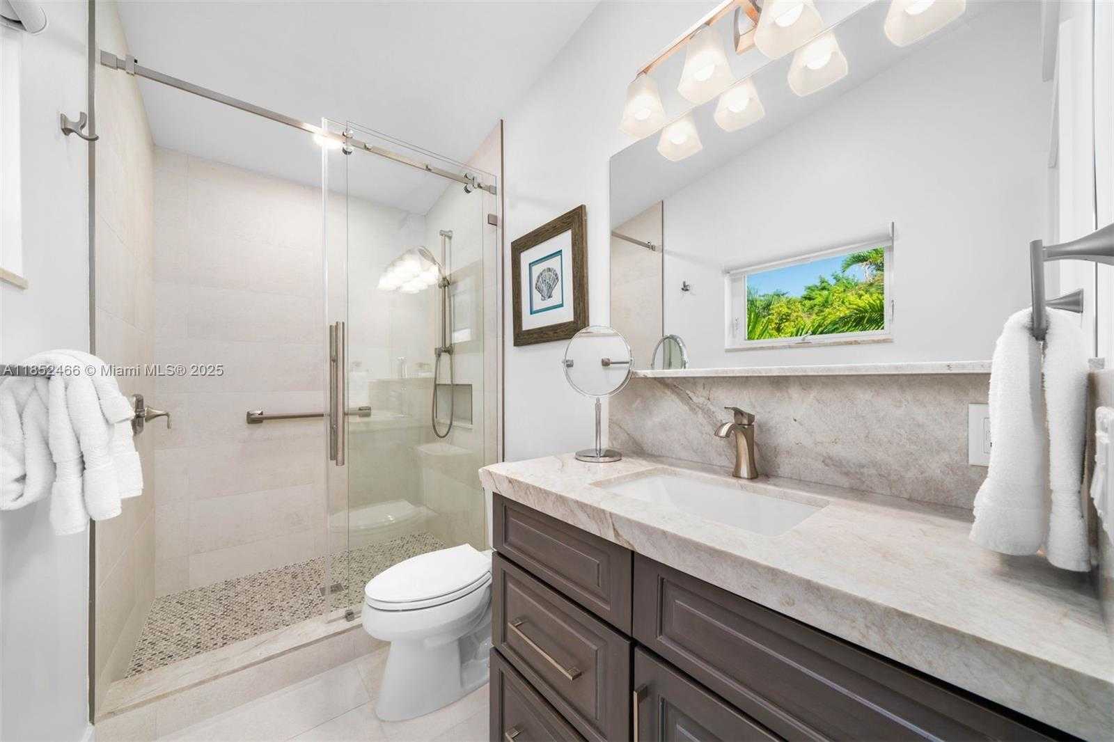 Small Image of 109 SAPODILLA DR, Islamorada Number 24