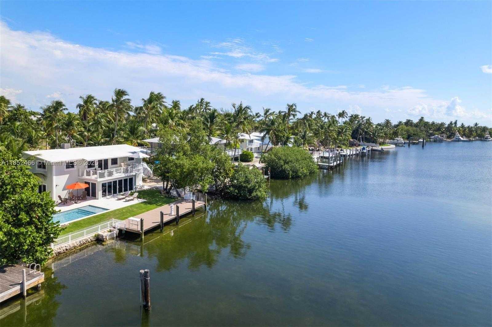 Small Image of 109 SAPODILLA DR, Islamorada Number 40