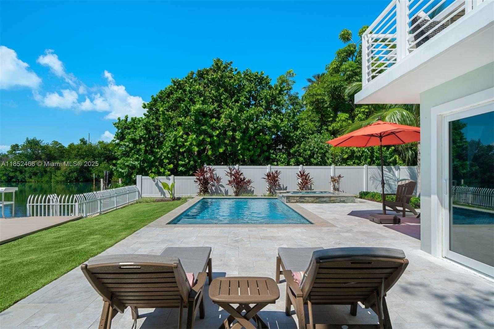 Small Image of 109 SAPODILLA DR, Islamorada Number 50