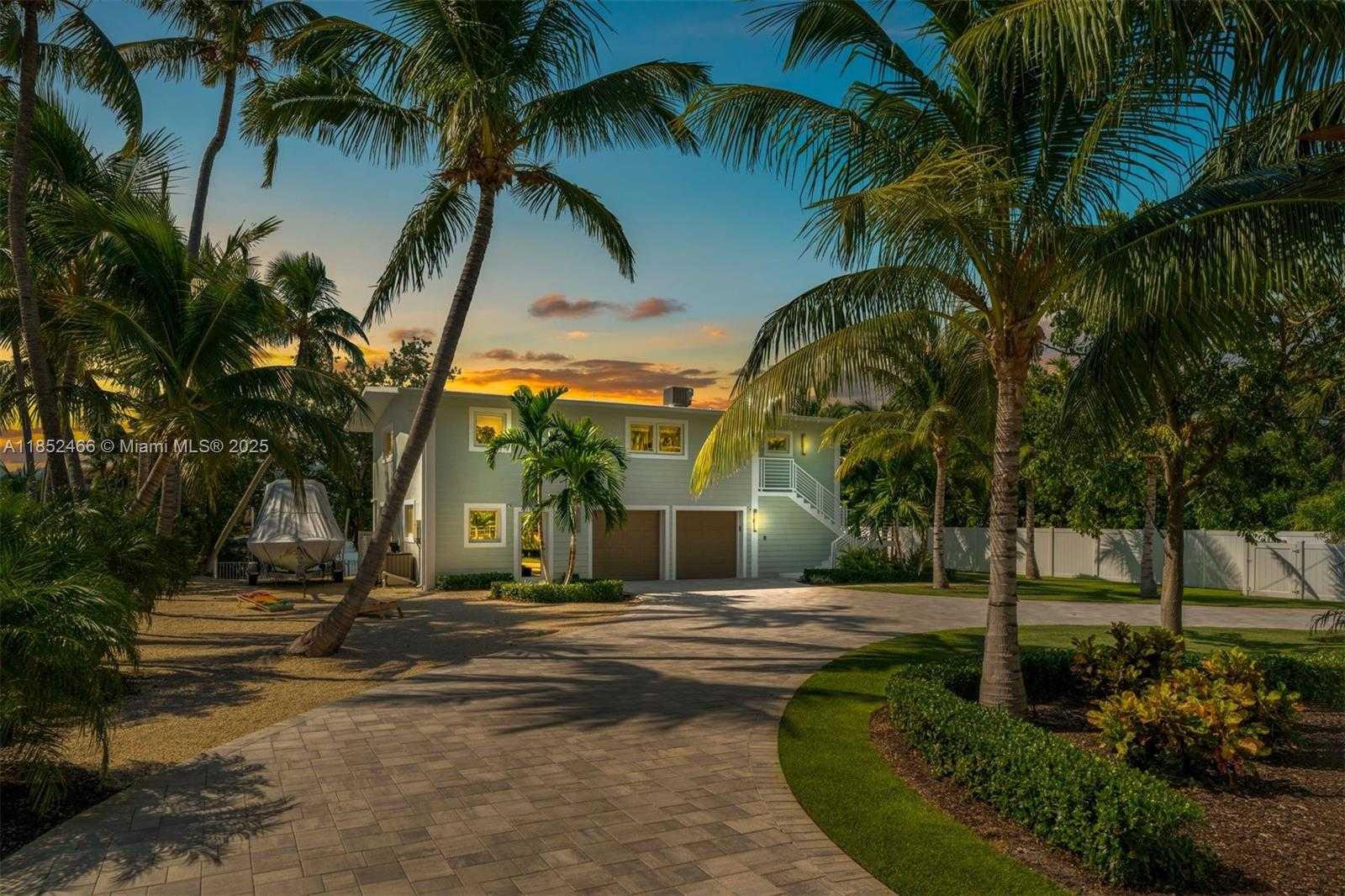 Small Image of 109 SAPODILLA DR, Islamorada Number 6