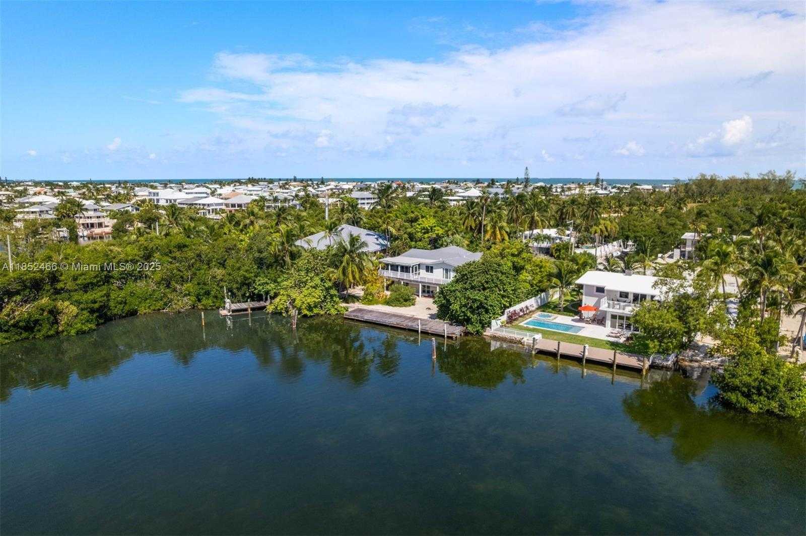 Small Image of 109 SAPODILLA DR, Islamorada Number 60