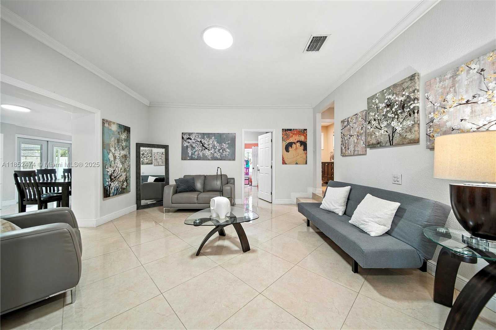 Small Image of 5005 EAST 6TH AVE, Hialeah Number 2