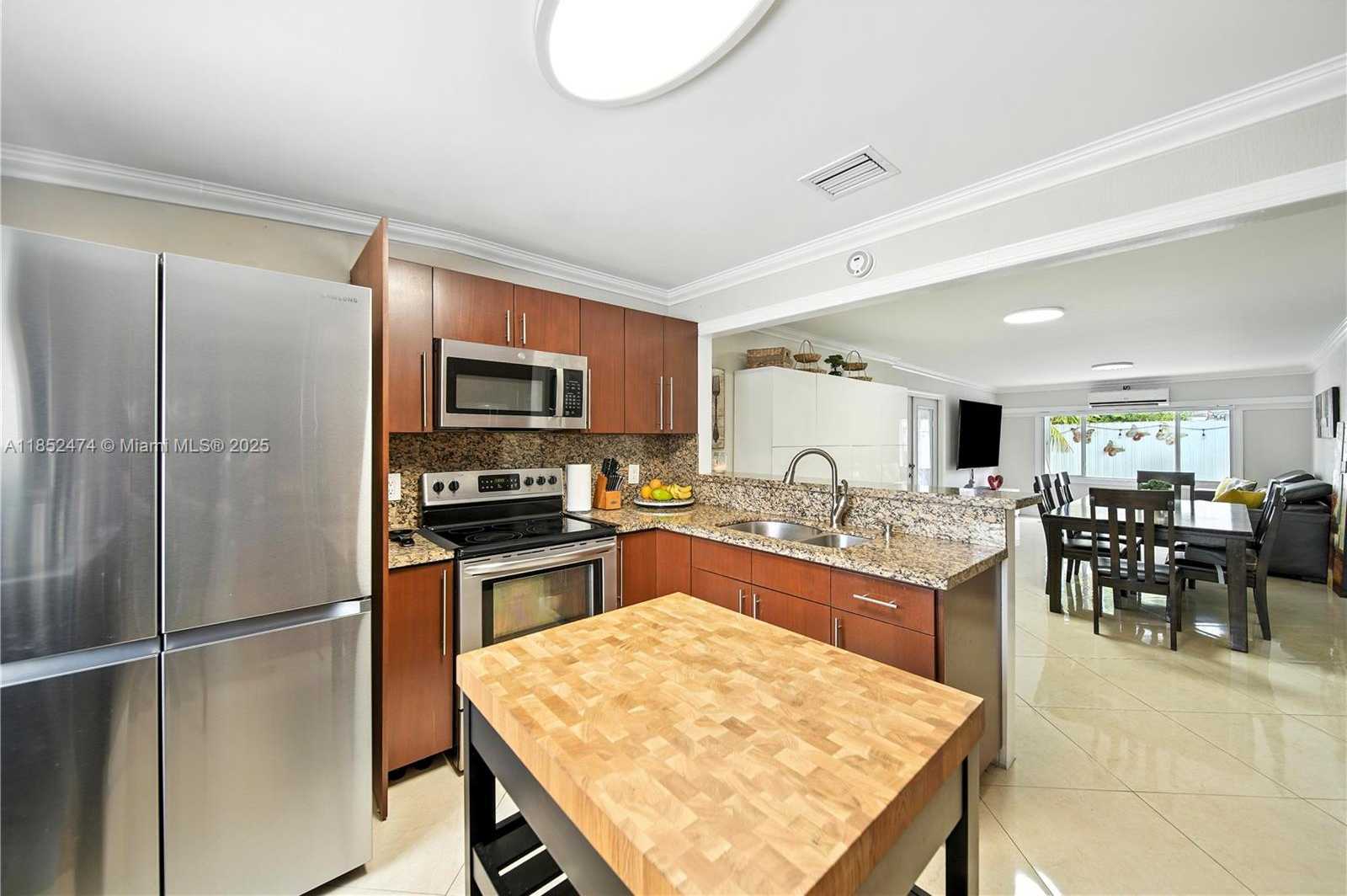 Small Image of 5005 EAST 6TH AVE, Hialeah Number 5