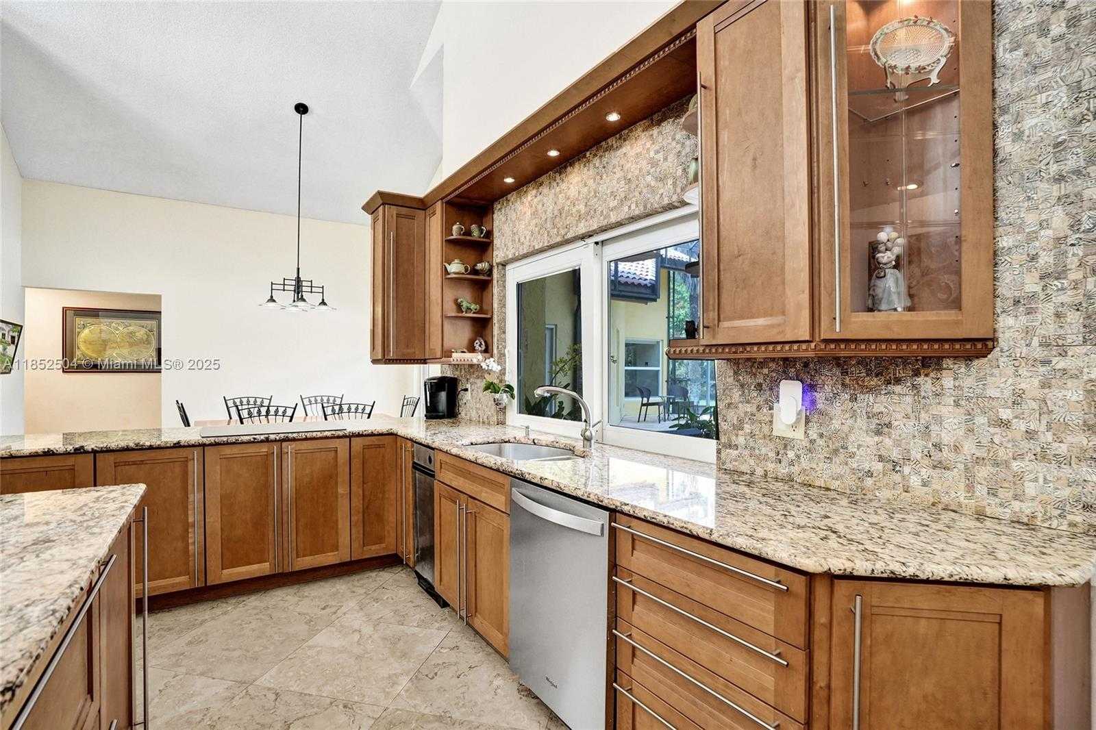 Small Image of 4955 NORTH WEST 81ST AVE, Coral Springs Number 22