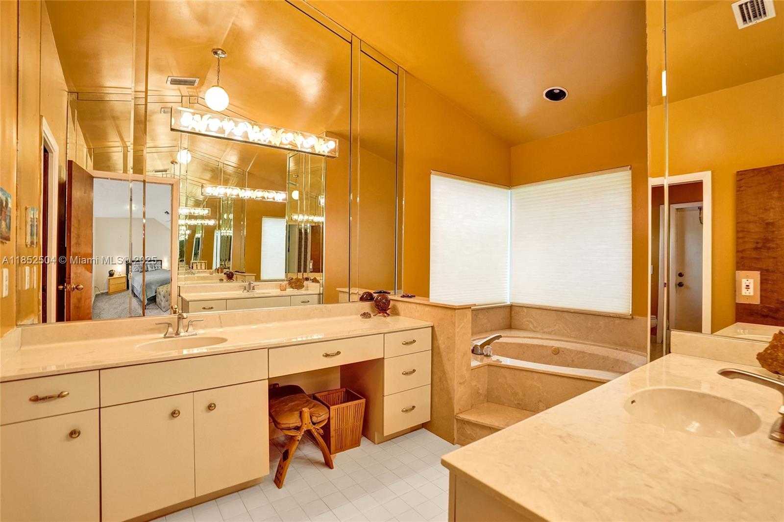 Small Image of 4955 NORTH WEST 81ST AVE, Coral Springs Number 58