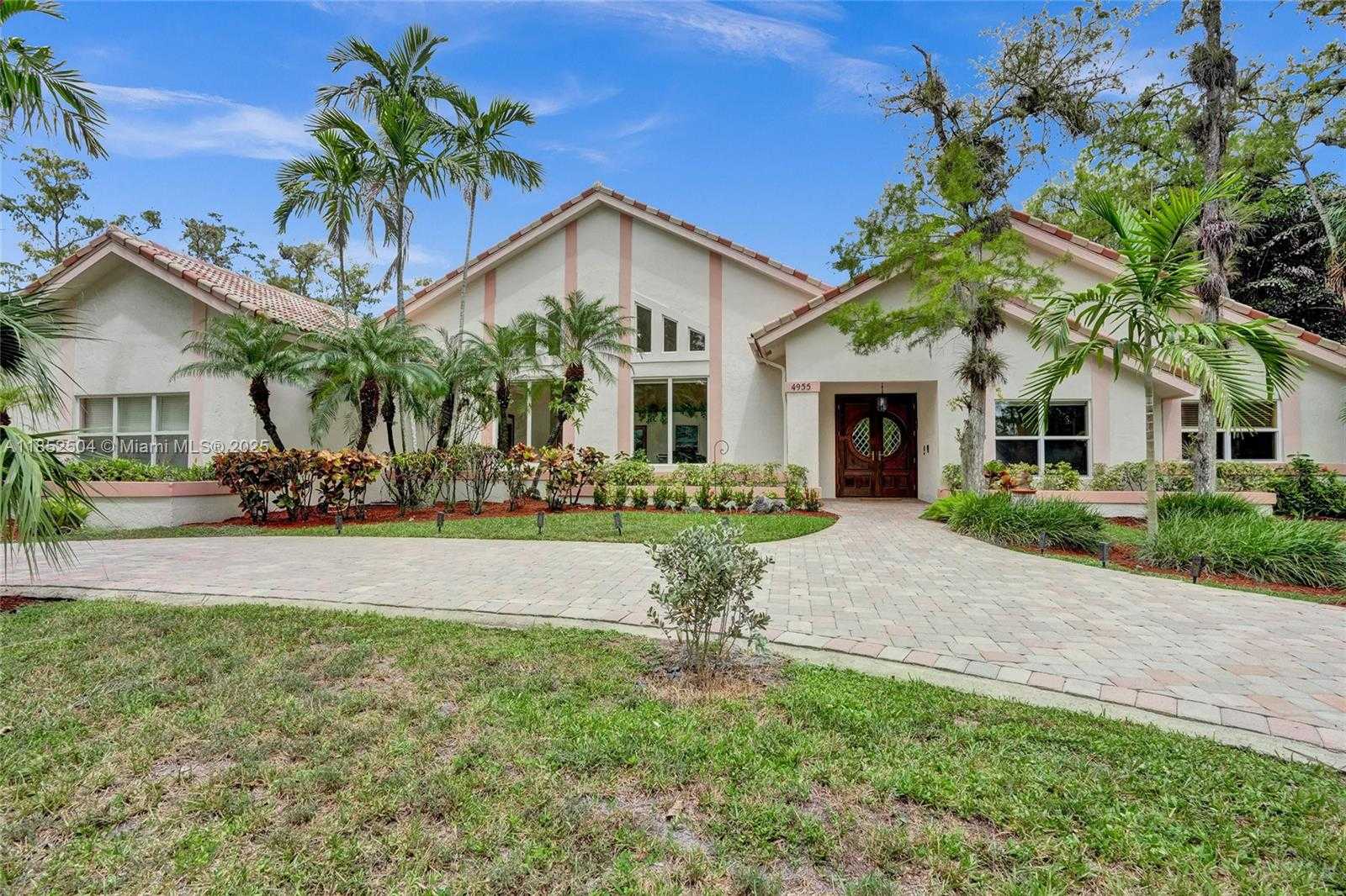 Small Image of 4955 NORTH WEST 81ST AVE, Coral Springs Number 8
