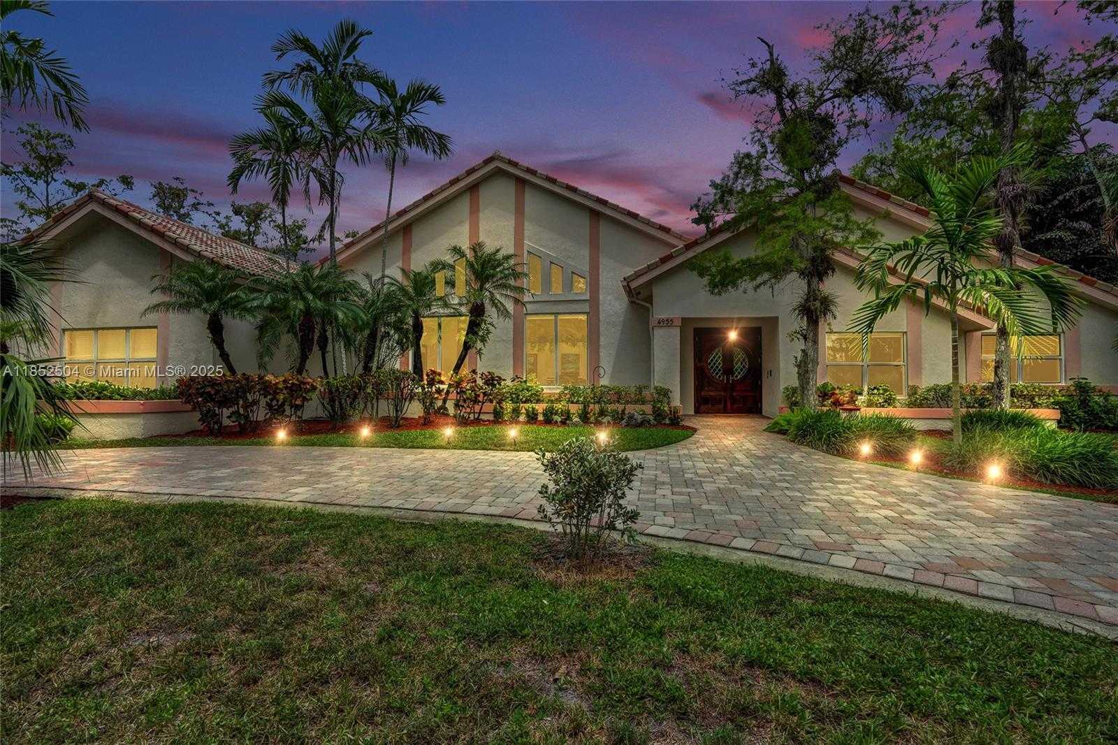 Small Image of 4955 NORTH WEST 81ST AVE, Coral Springs Number 90