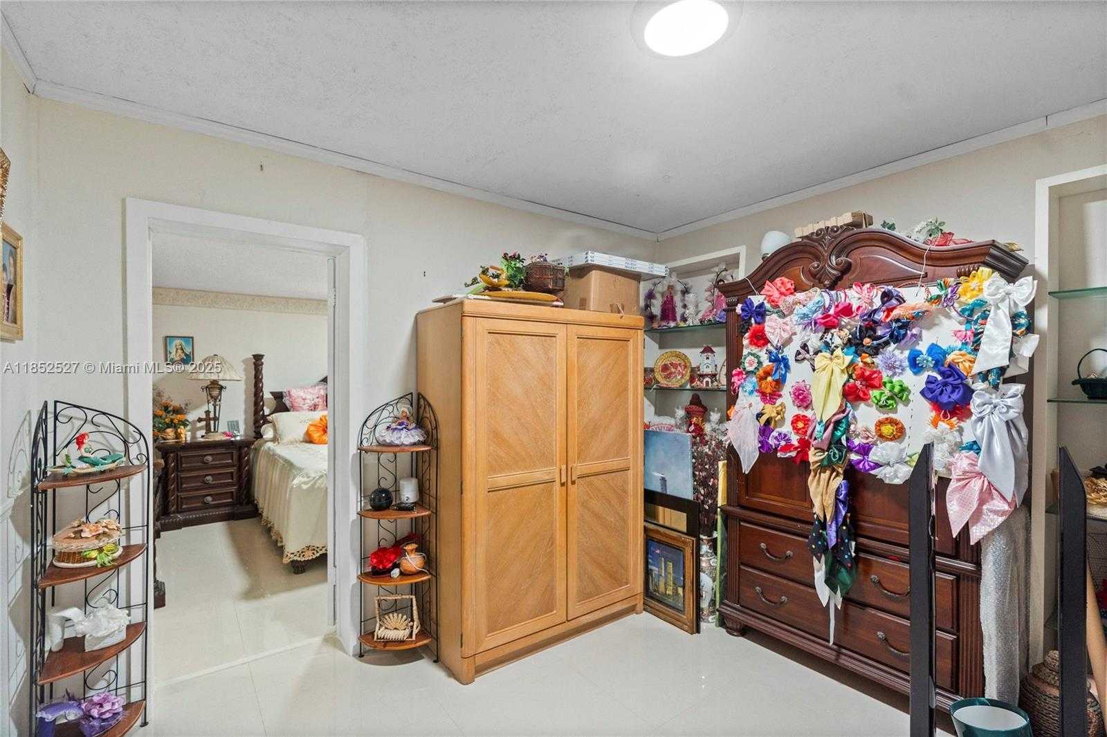 Small Image of 15440 SOUTH WEST 294TH TER, Homestead Number 24