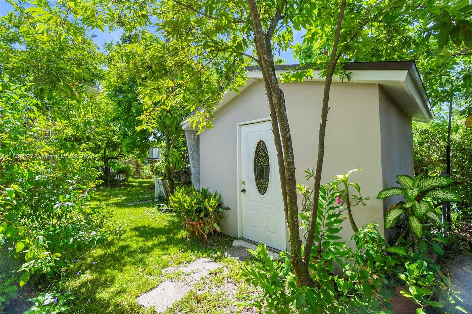 Small Image of 15440 SOUTH WEST 294TH TER, Homestead Number 39
